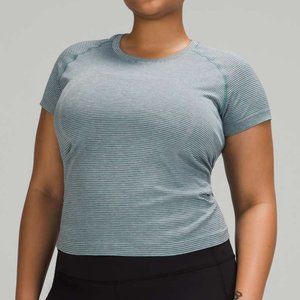 Lululemon Swiftly Tech Short-Sleeve Shirt 2.0 Race Length - 10 - Tetra Stripe